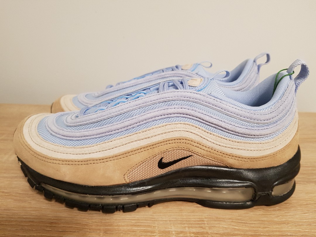 am 97 desert sky